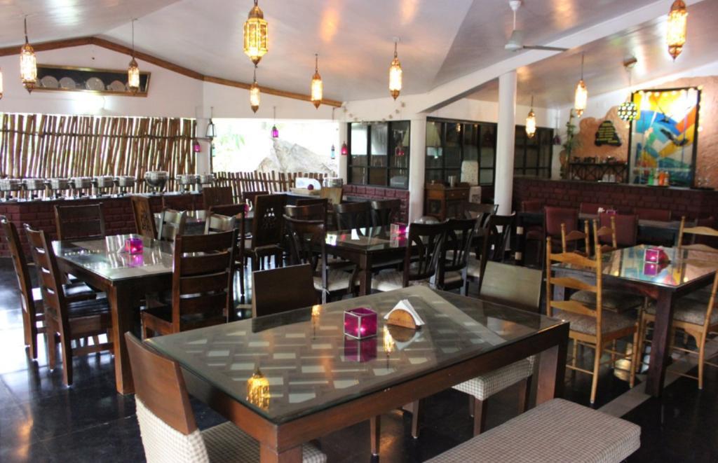 Eagle Ridge Resort Bangalore Eksteriør billede