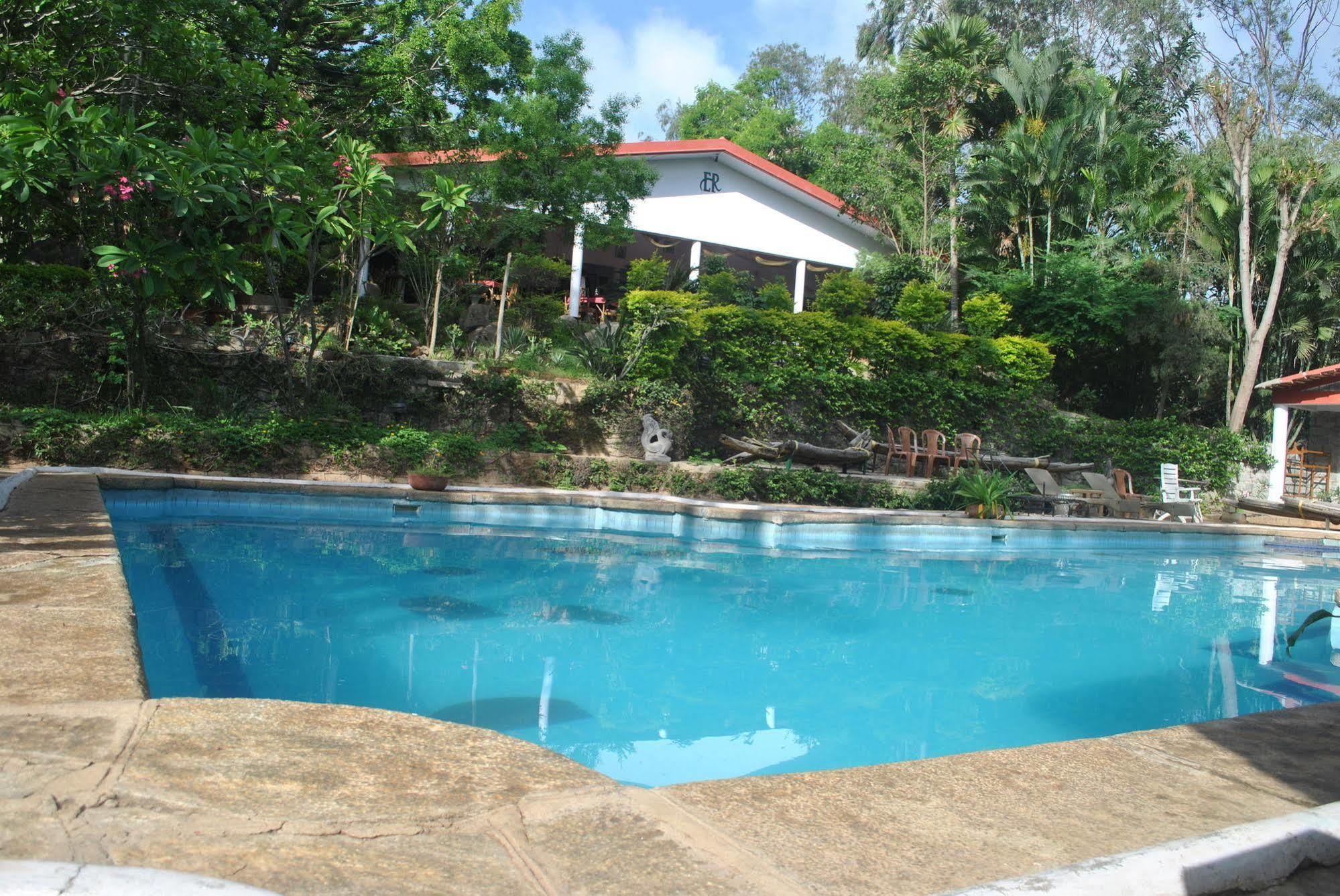 Eagle Ridge Resort Bangalore Eksteriør billede