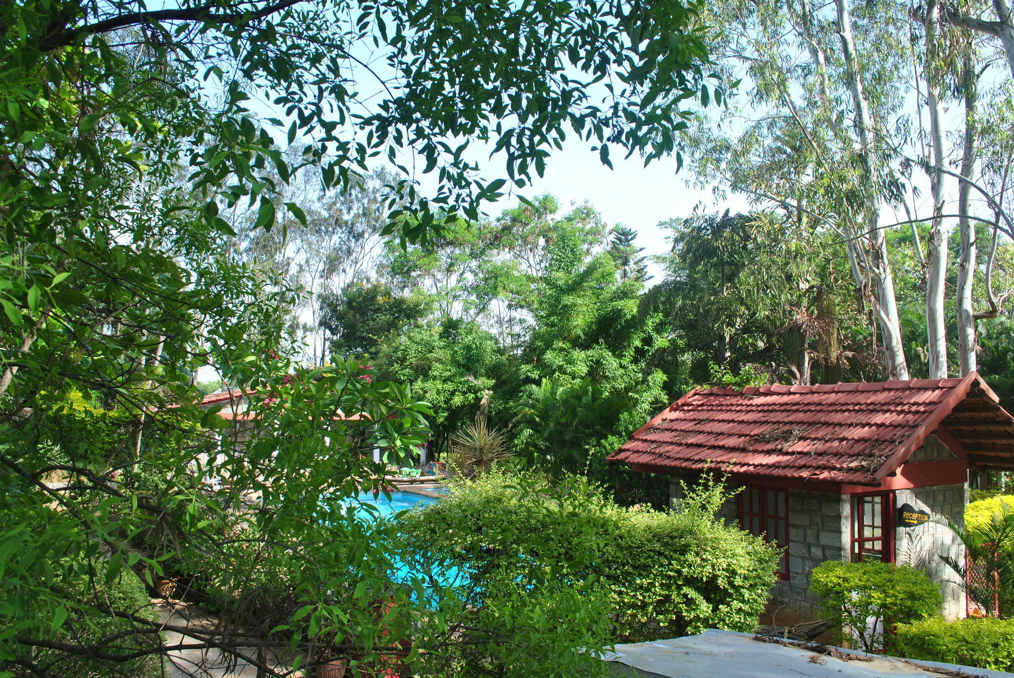 Eagle Ridge Resort Bangalore Eksteriør billede